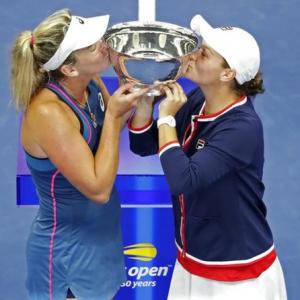 Barty-Vandeweghe denied chance to celebrate title
