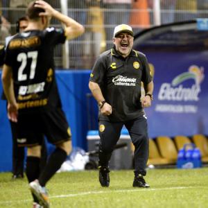 Maradona off to a winning start in Mexico