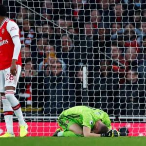 EPL PICS: Chelsea down Arsenal in ill-tempered derby
