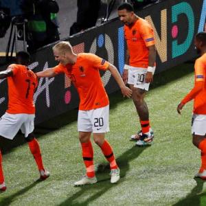 PIX: Dutch reach final as England self-destruct