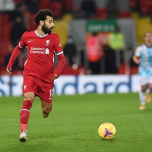 Champions League sidelights: Salah goes past Gerrard