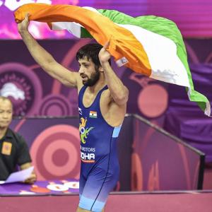Asian Wrestling: Bajrang loses in final, bags silver