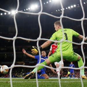 Europa: Arsenal exit; Manchester Utd, Wolves advance