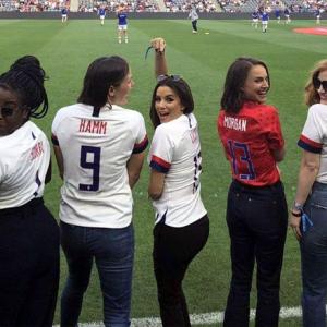 Hollywood stars, Serena to bring women's soccer to LA