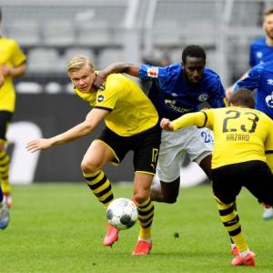 PHOTOS: Dortmund thrash Schalke as Bundesliga resumes