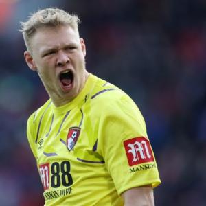 Bournemouth's keeper tests positive for COVID-19