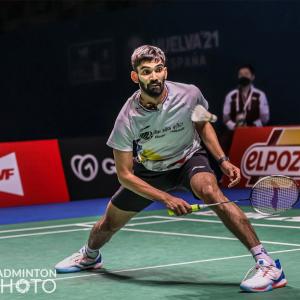 Srikanth signs off with silver at BWF World C'ships