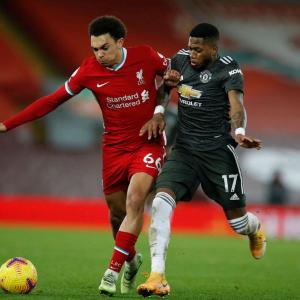 EPL PIX: Liverpool held to goalless draw by United