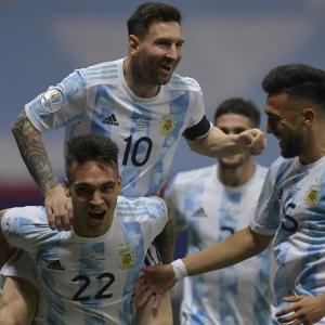 Argentina beat Colombia in shootout to reach final
