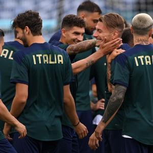 Ambitious Italy face talented Turkey in Euro opener