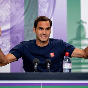 Federer ready to get on a roll at Wimbledon