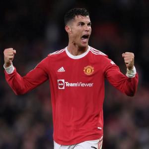 Ronaldo named Manchester United's player of the month