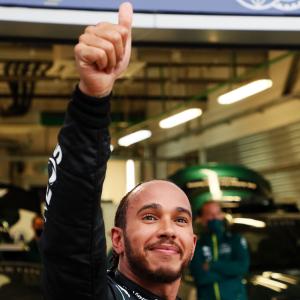 Hamilton takes 100th F1 win with victory in Russia