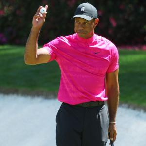 Pleasure and pain for Woods after Masters 1st round
