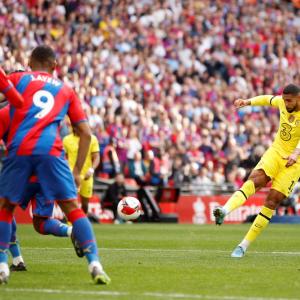 Chelsea beat Palace to secure place in FA Cup Final