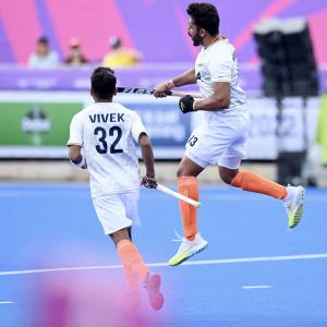 CWG Hockey: Harmanpreet's hat-trick lifts India to win