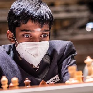Praggnanandhaa misses out on quarter-finals