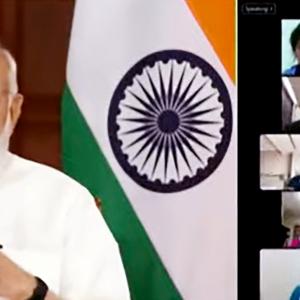 Modi gives success mantra to India's CWG contingent