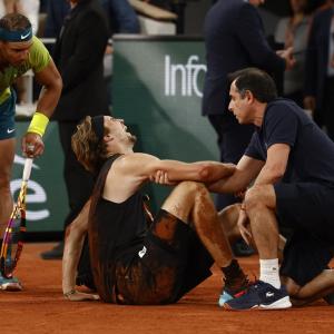 Nadal in French Open final after Zverev retires