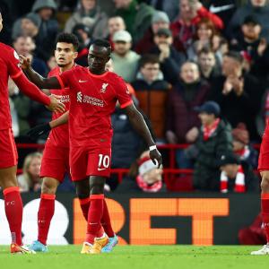 EPL: Liverpool close gap on City; easy win for Chelsea