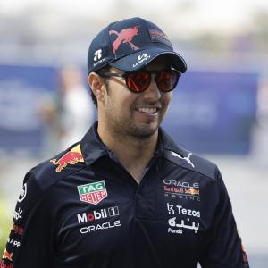 Late drama as Perez storms to pole in Saudi GP
