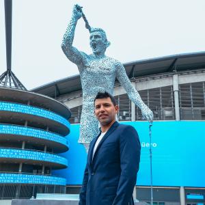 Aguero statue unveiled on 10th anniversary of '93:20'