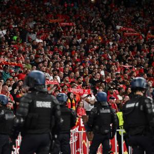 Fans shocked by fake tickets, tear-gas at UCL Final