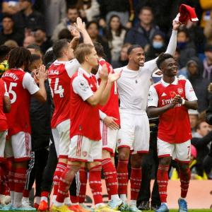 EPL PIX: Gunners take another step towards the title