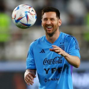 Messi says Brazil, France, England his main obstacles