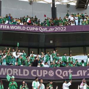 FIFA WC: Arab fans supporting each other in solidarity