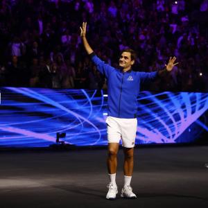 Federer admits to nerves after emotional farewell