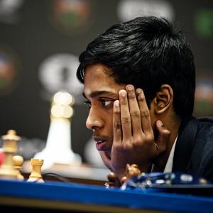 Chess WC: Praggnanandhaa holds Carlsen in 1st game