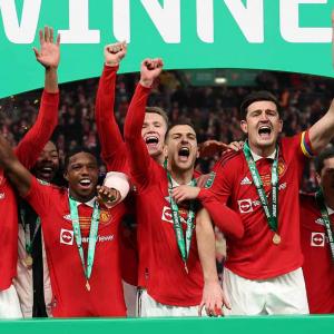 Man United win League Cup for first trophy in 6 years