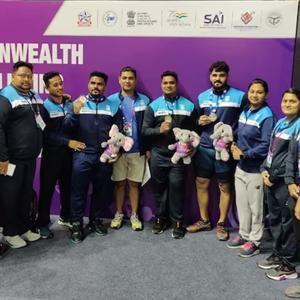 India dominates Commonwealth weightlifting