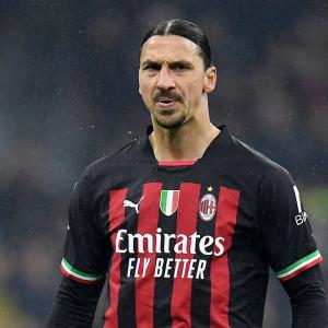 Ibrahimovic becomes oldest scorer in Serie A