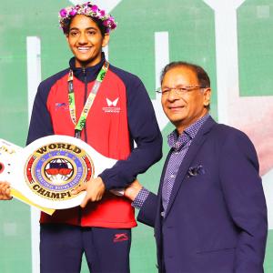 India's Nitu, Saweety are World Boxing Champions
