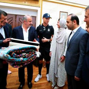 PIX: Cristiano Ronaldo gets rousing welcome in Iran
