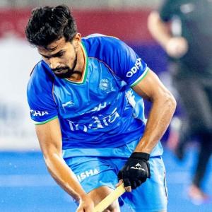 India lose to Australia again; trail Perth hockey series 0-2