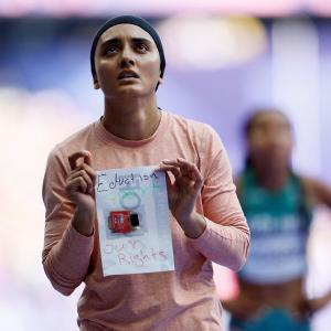 Afghan sprinter makes bold statement at Paris Games