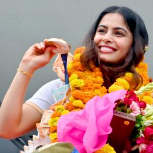 SEE: Manu Bhaker returns to grand welcome in Delhi