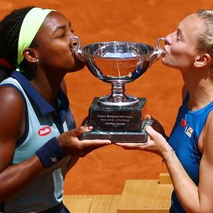 Gauff-Siniakova win French Open women's doubles title