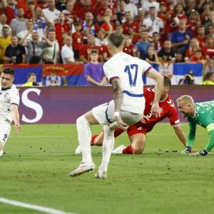 Euro: Denmark in knock-outs after draw with Serbia