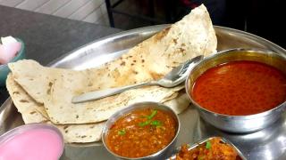 Maharashtra's 8 Maha-Mouthwatering Dishes