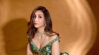 Shreya, Shanaya Show How To Revamp Your Mum's Sari
