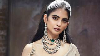 Isha Ambani Wore 1,000 Diamonds To The Met Gala!
