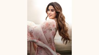 Janhvi Becomes A Sundari