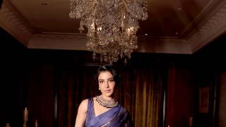 Doesn't Samantha Look Absolutely Dreamy?