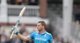 Sri Lanka hang on to win after inspired Buttler lifts England