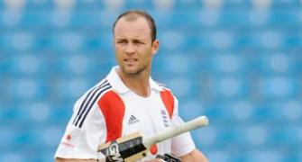 Trott inclusion provides England an option