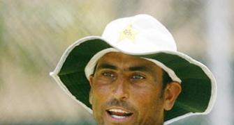 Fake twitter account creates confusion on Younis's ODI future